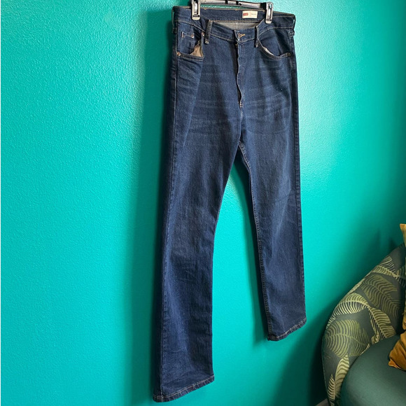 Wrangler Regular Fit Dark Straight Leg Jeans Men's 36 x 32 - Picture 4 of 9